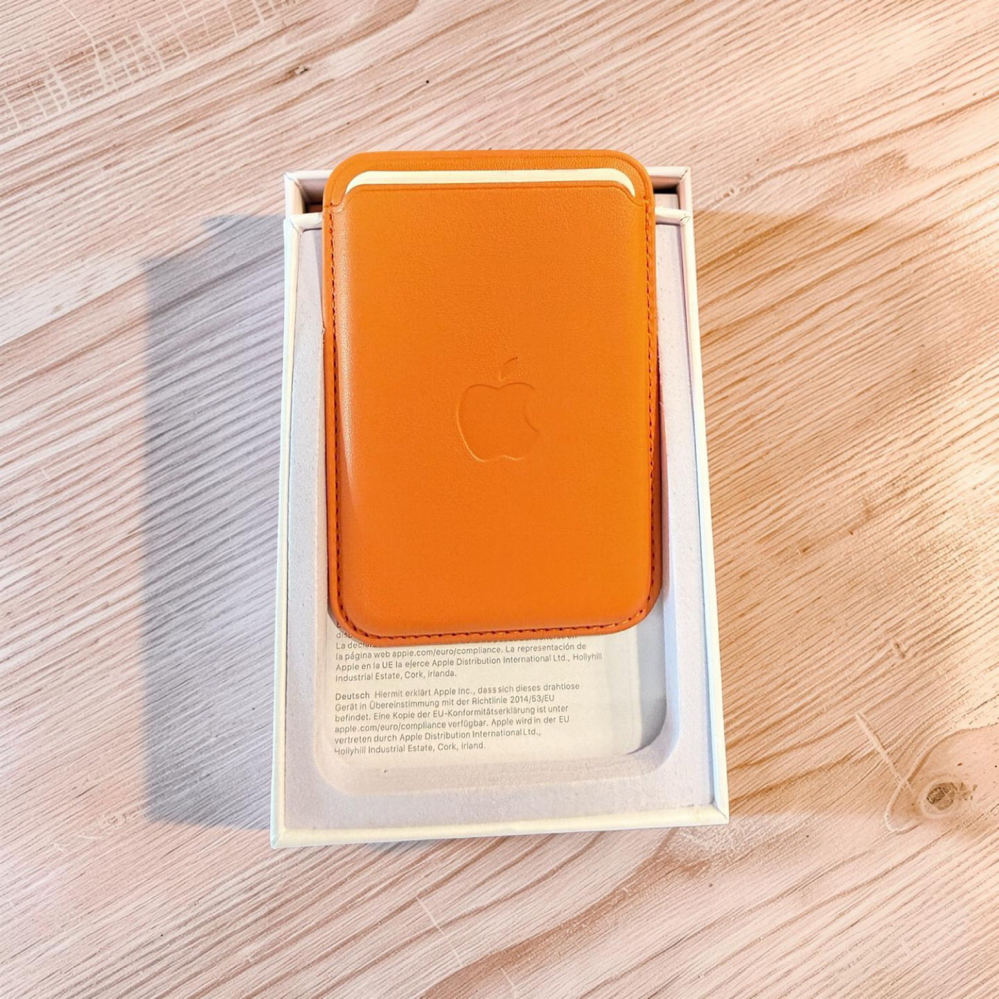Apple Wallet MagSafe Kartenhalter für iPhone –Orange